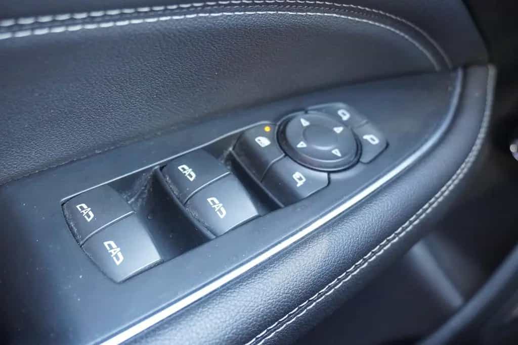 Opel Insignia 2.0 Turbo 4x4 INNOVATION LED Navi Bose 02/2018-photo-19