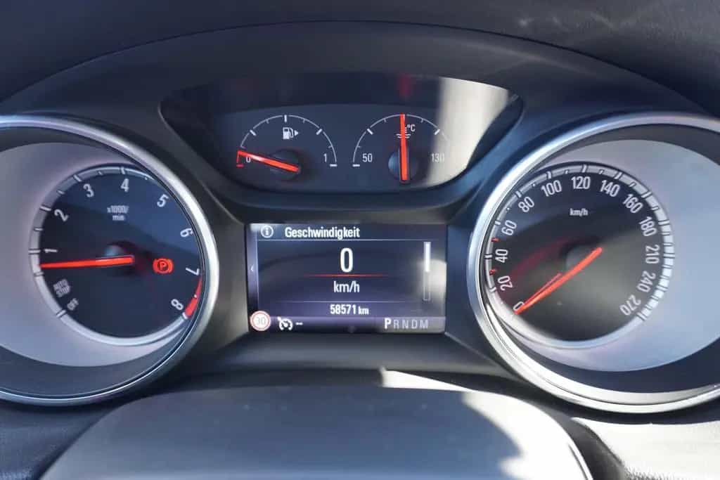 Opel Insignia 2.0 Turbo 4x4 INNOVATION LED Navi Bose 02/2018-photo-24
