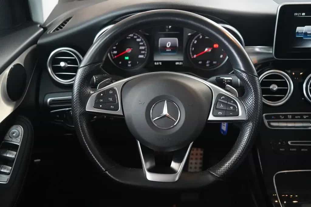 Mercedes-Benz GLC-Class 250 4Matic Standard LED Totwinkel Alcantara 09/2018-photo-11