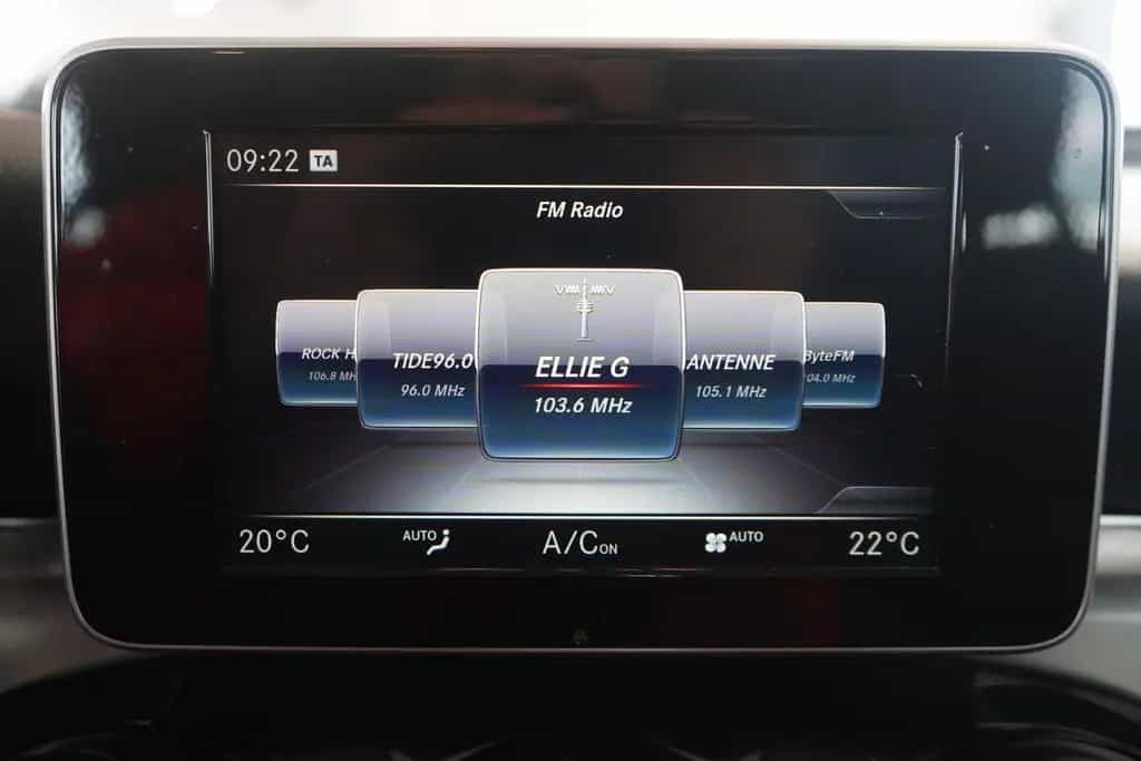 Mercedes-Benz GLC-Class 250 4Matic Standard LED Totwinkel Alcantara 09/2018-photo-13