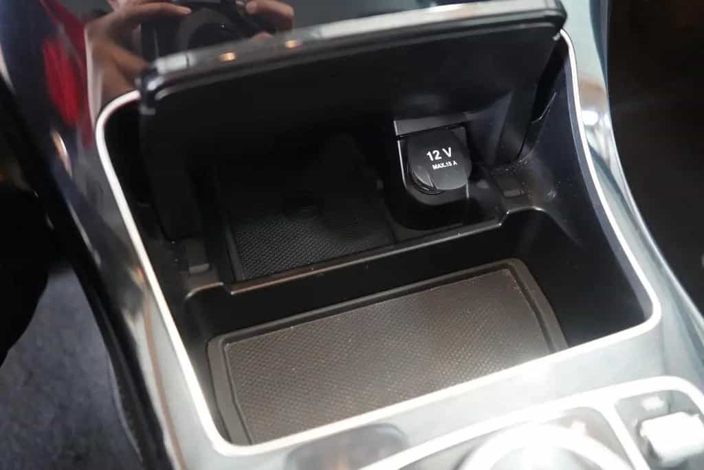Mercedes-Benz GLC-Class 250 4Matic Standard LED Totwinkel Alcantara 09/2018-photo-17