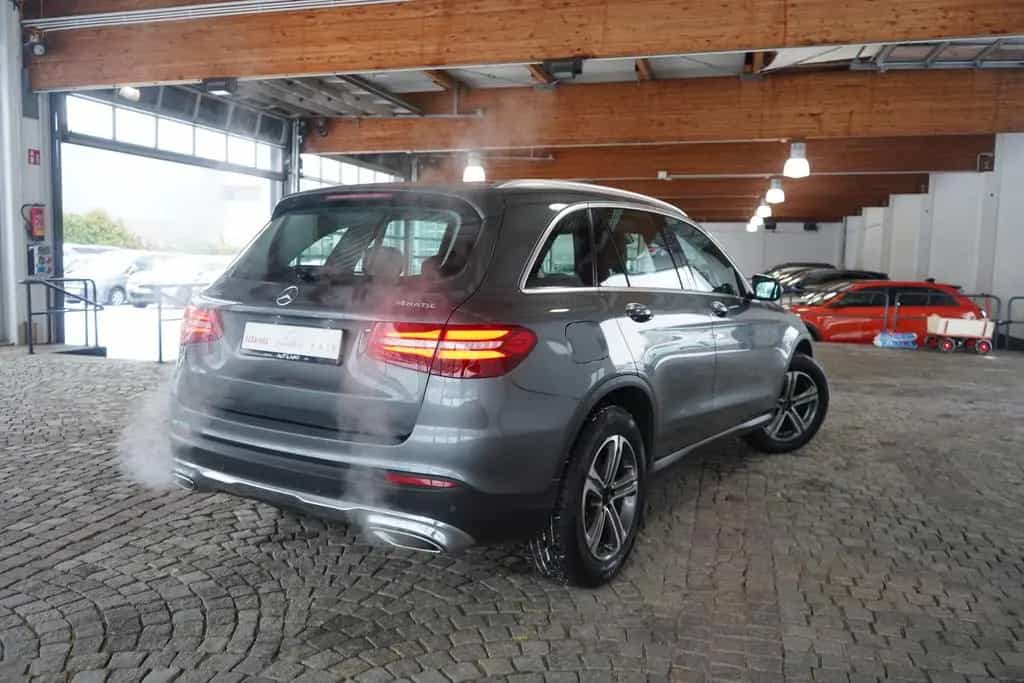 Mercedes-Benz GLC-Class 250 4Matic Standard LED Totwinkel Alcantara 09/2018-photo-5