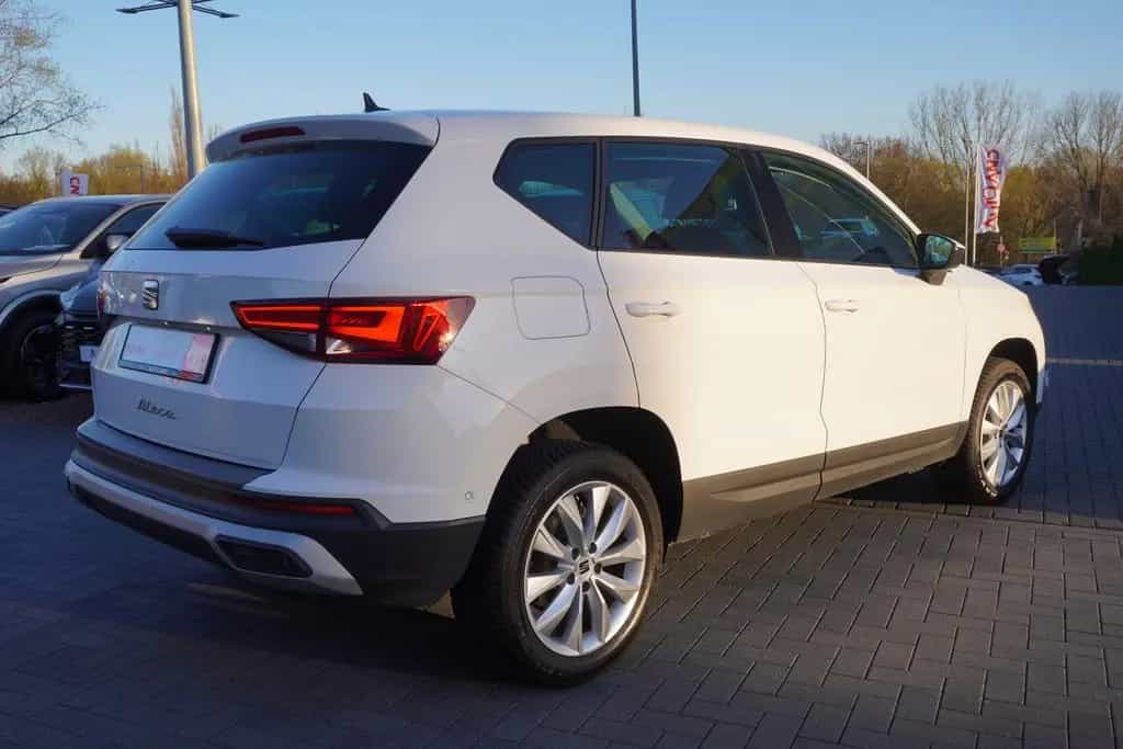 Seat Ateca 1.5 Style DSG LED FullLink Sitzheizung AHK 05/2021-photo-4