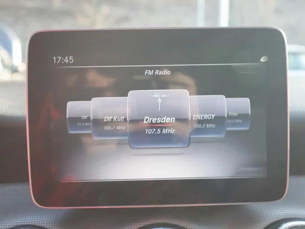 Mercedes-Benz CLA-Class 200 Shooting Brake Urban LED Navi Tempomat 01/2019-photo-12