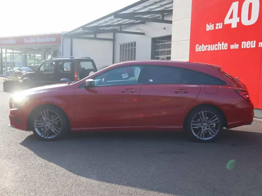 Mercedes-Benz CLA-Class 200 Shooting Brake Urban LED Navi Tempomat 01/2019-photo-2
