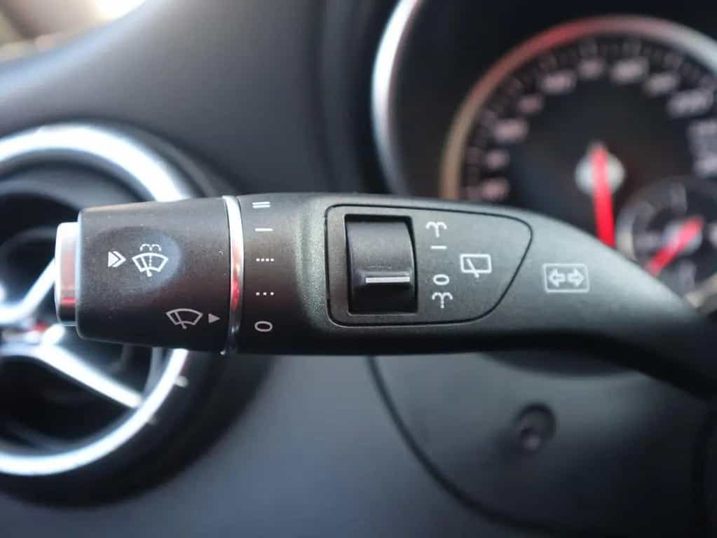 Mercedes-Benz CLA-Class 200 Shooting Brake Urban LED Navi Tempomat 01/2019-photo-24