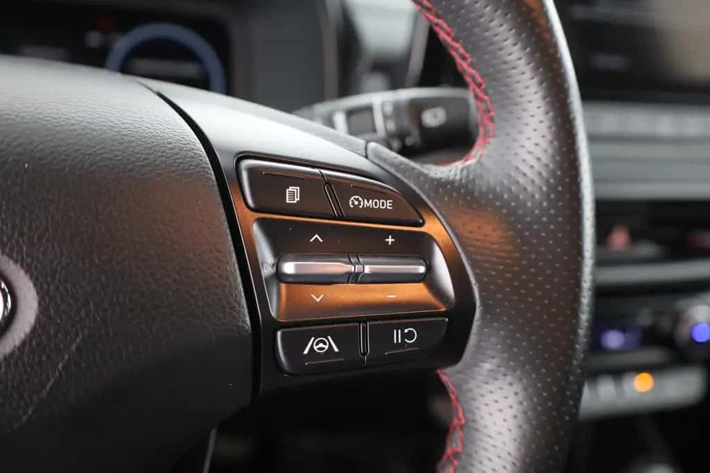 Hyundai KONA 1.6 T-GDI N Line LED Navi Kamera Keyless 11/2022-photo-15