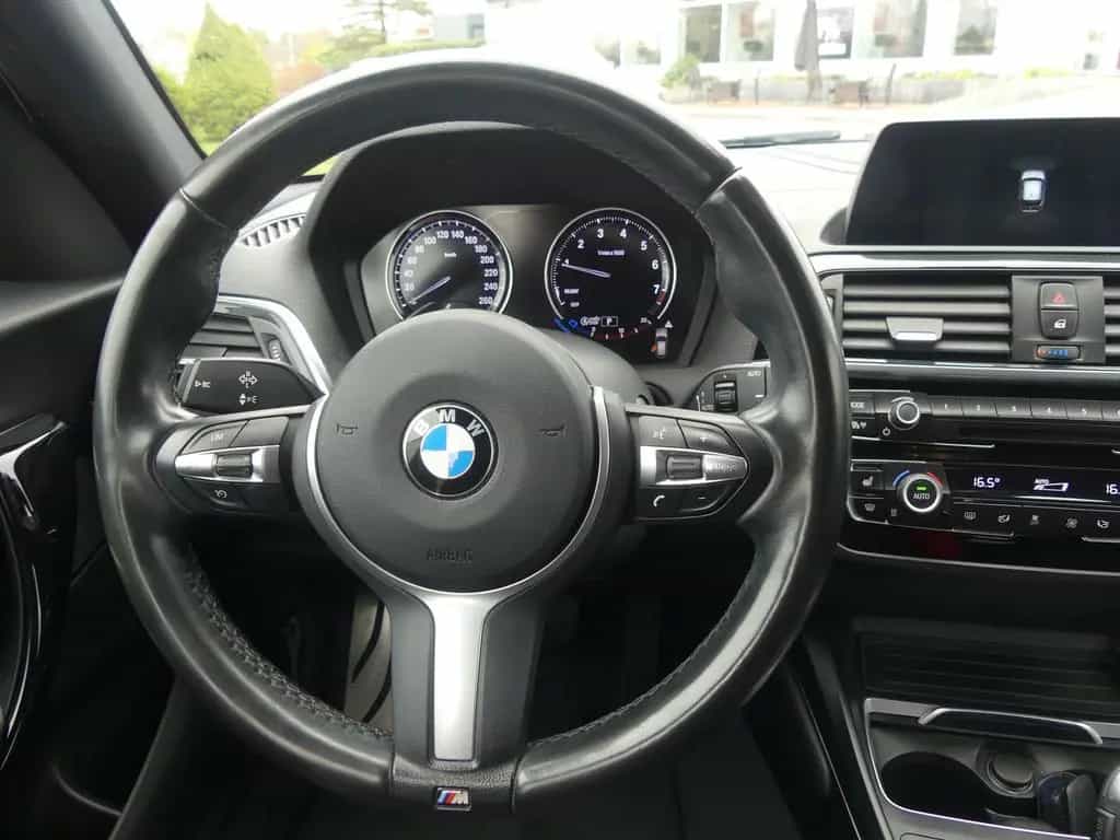 BMW 1 Series 09/2017-photo-16