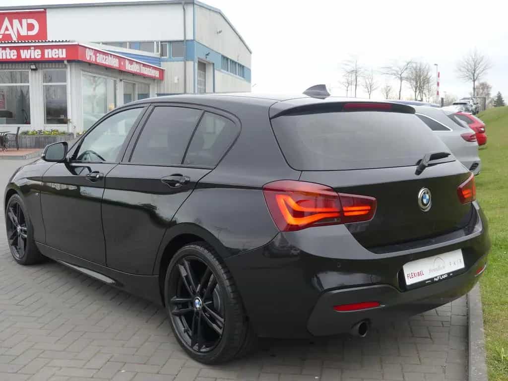 BMW 1 Series 09/2017-photo-2