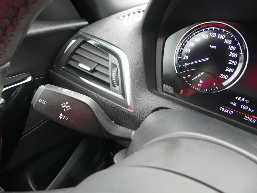 BMW 1 Series 09/2017-photo-22