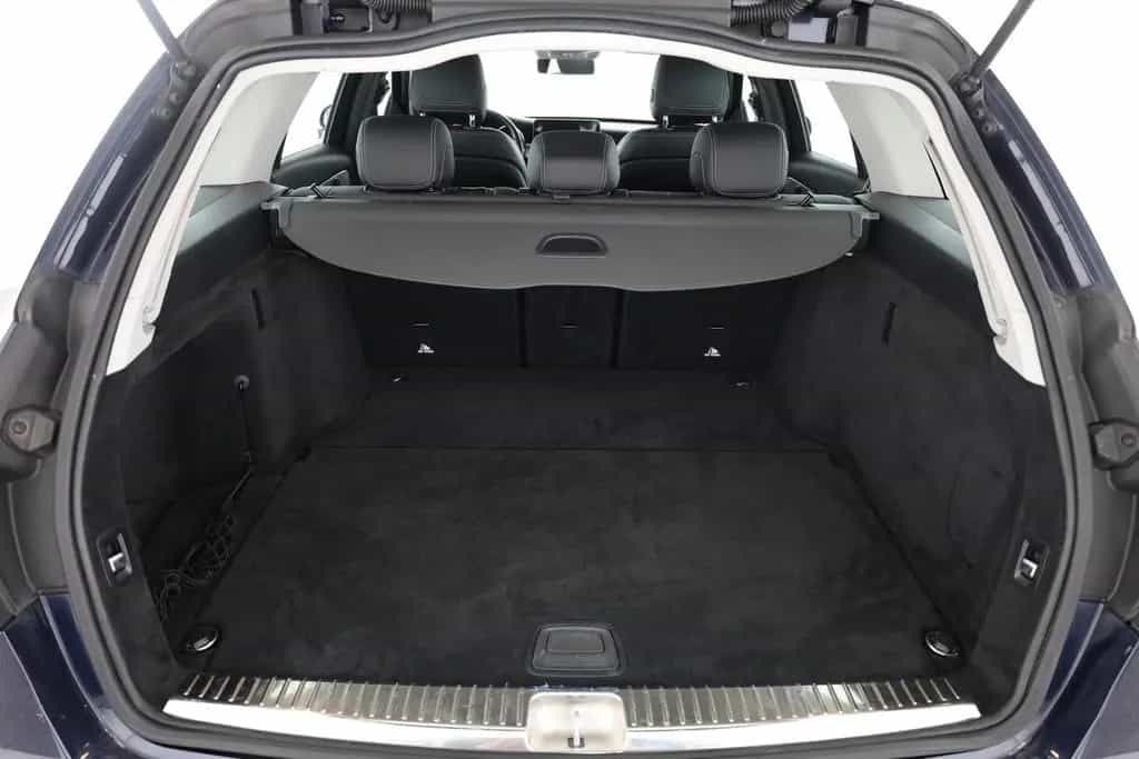 Mercedes-Benz C-Class T-Modell Aut. LED Navi Kamera AHK DAB 07/2019-photo-26