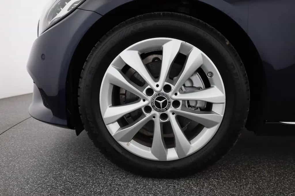 Mercedes-Benz C-Class T-Modell Aut. LED Navi Kamera AHK DAB 07/2019-photo-31