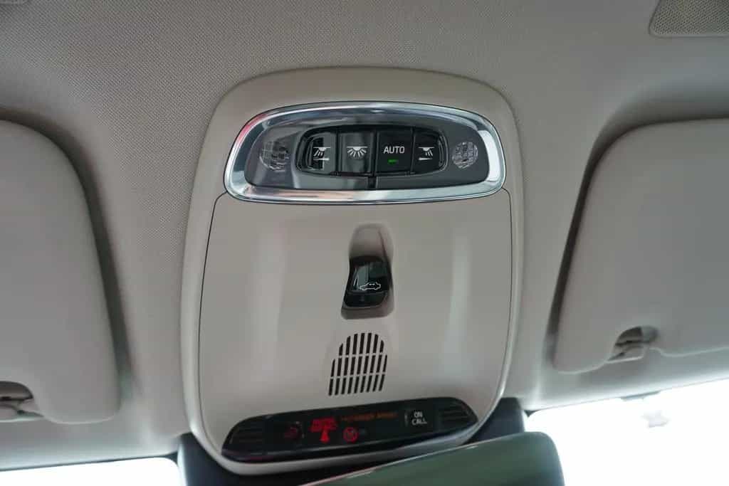 Volvo XC60 B5 AWD Momentum Pro Panorama Navi LED PDC 01/2020-photo-27