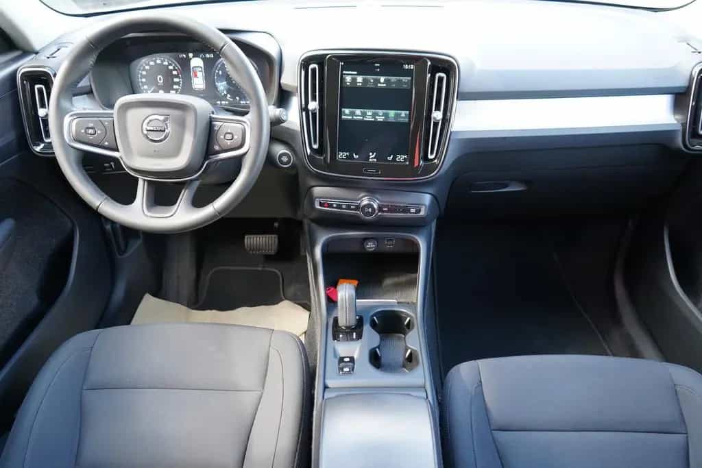 Volvo XC40 1.5 Momentum Pro 2WD 11/2020-photo-10
