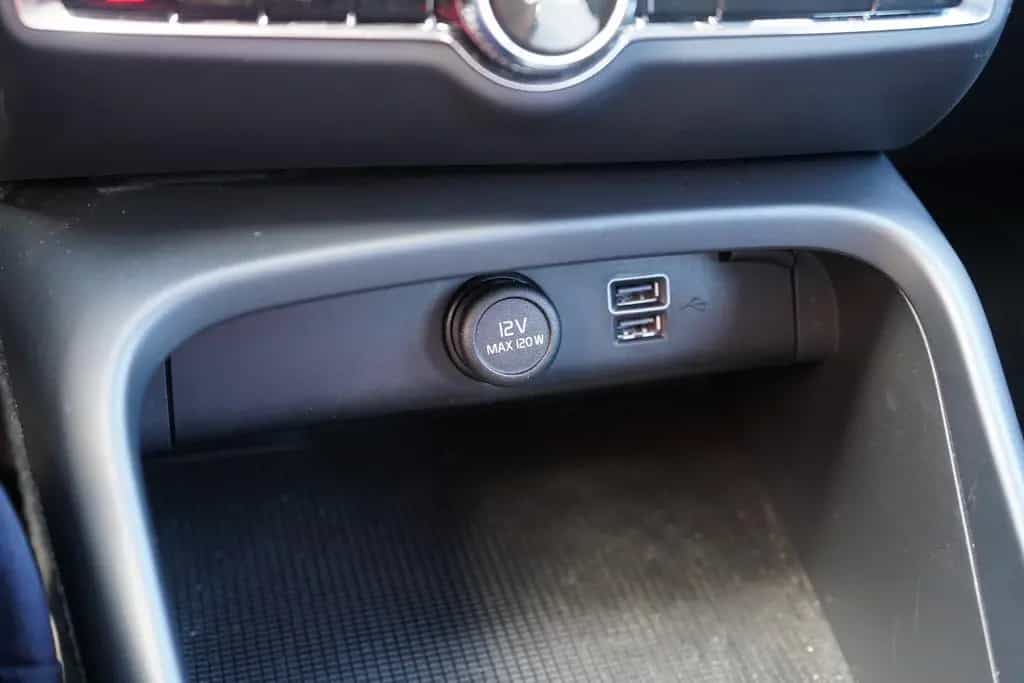 Volvo XC40 1.5 Momentum Pro 2WD 11/2020-photo-17