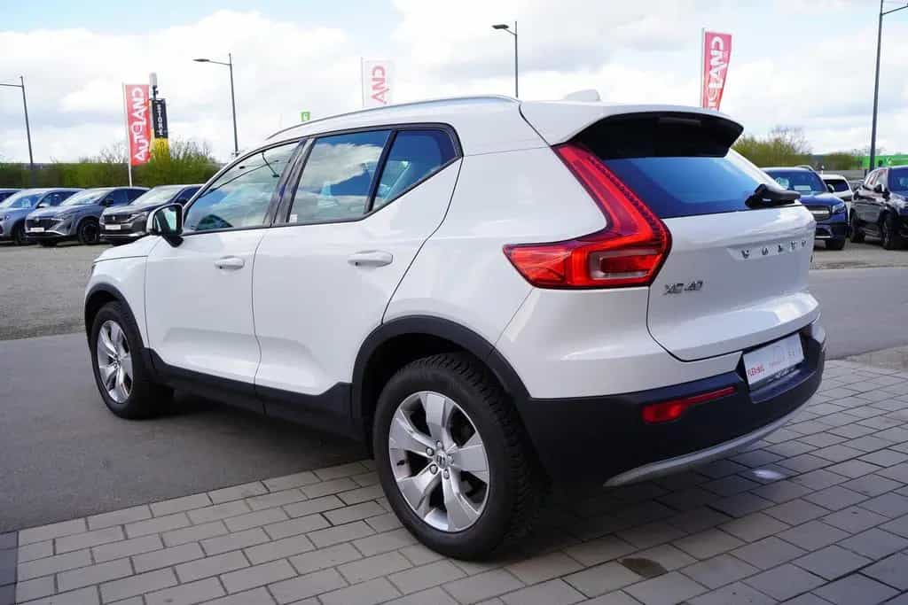 Volvo XC40 1.5 Momentum Pro 2WD 11/2020-photo-2