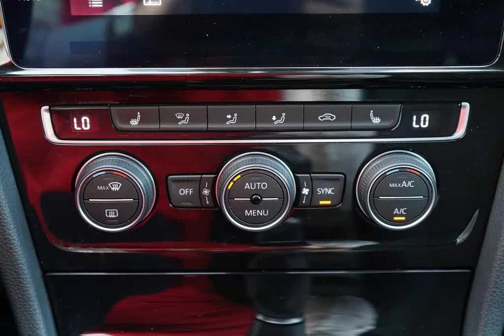 Volkswagen Golf VII 1.0 IQ Drive ACC Totwinkel Sitzheizung 06/2019-photo-14