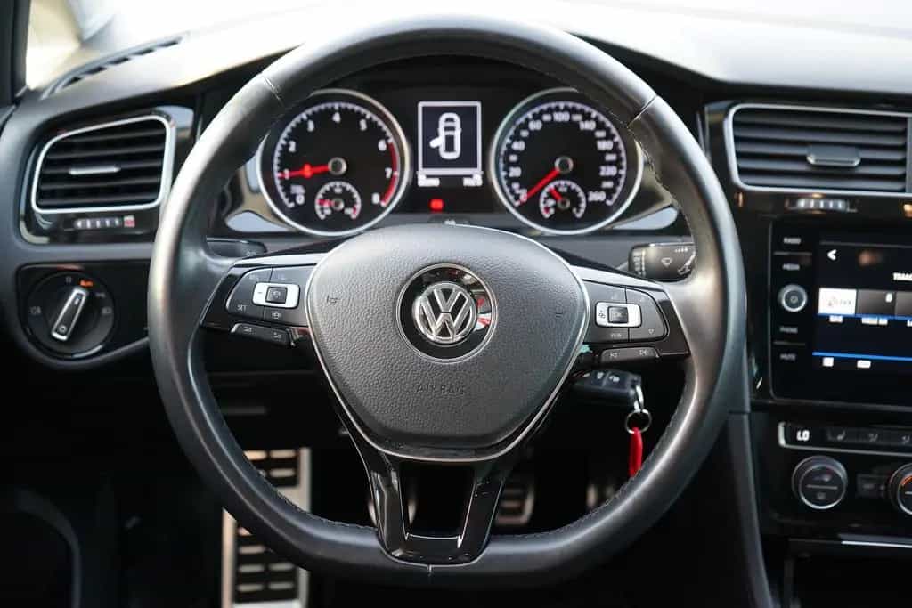 Volkswagen Golf VII 1.0 IQ Drive ACC Totwinkel Sitzheizung 06/2019-photo-20