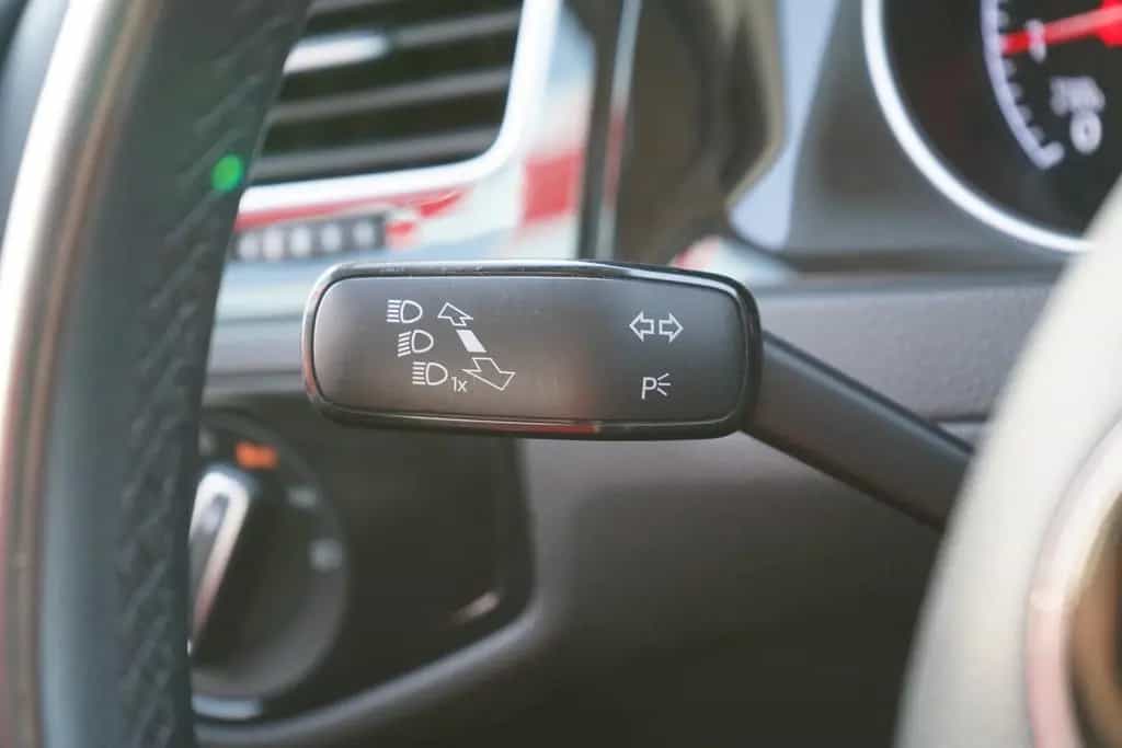 Volkswagen Golf VII 1.0 IQ Drive ACC Totwinkel Sitzheizung 06/2019-photo-23