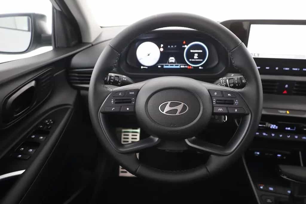 Hyundai BAYON 1.0T-GDI Aut. LED ACC Navi Kamera 12/2025-photo-15