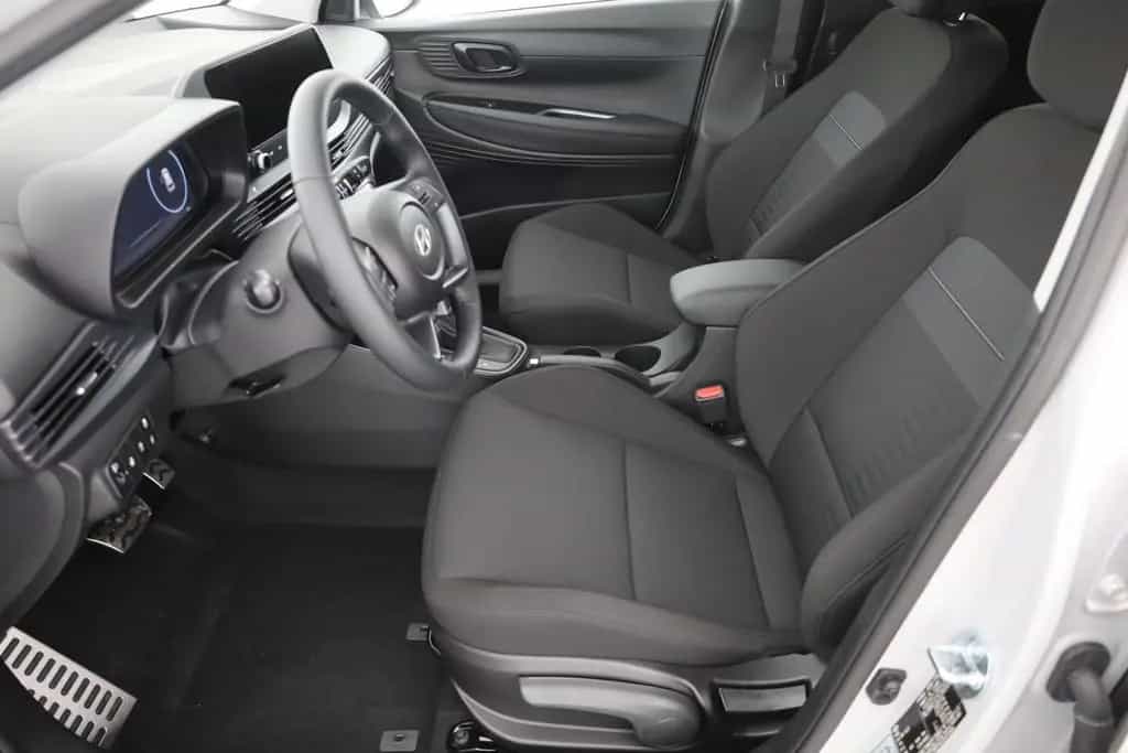 Hyundai BAYON 1.0T-GDI Aut. LED ACC Navi Kamera 12/2025-photo-23