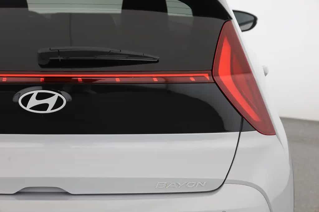 Hyundai BAYON 1.0T-GDI Aut. LED ACC Navi Kamera 12/2025-photo-29