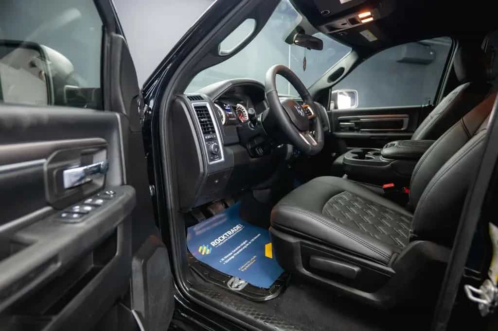 Dodge RAM 5.7 V8 HEMI 4x4 OFFROAD Night-Paket LONG 19% 07/2021-photo-15