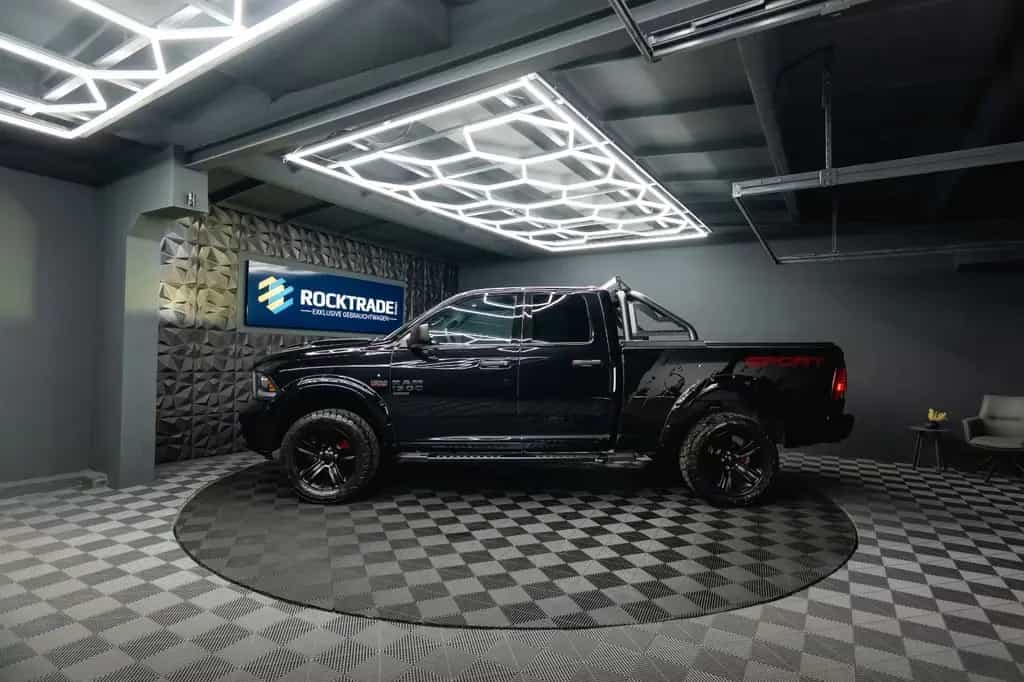 Dodge RAM 5.7 V8 HEMI 4x4 OFFROAD Night-Paket LONG 19% 07/2021-photo-46