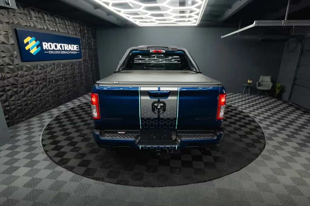Dodge RAM 5.7 V8 HEMI 4x4 BLUE EDITION Offroad LONGBED 09/2022-photo-16