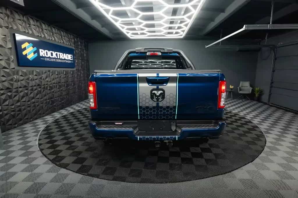 Dodge RAM 5.7 V8 HEMI 4x4 BLUE EDITION Offroad LONGBED 09/2022-photo-17