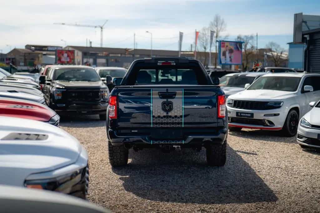 Dodge RAM 5.7 V8 HEMI 4x4 BLUE EDITION Offroad LONGBED 09/2022-photo-26
