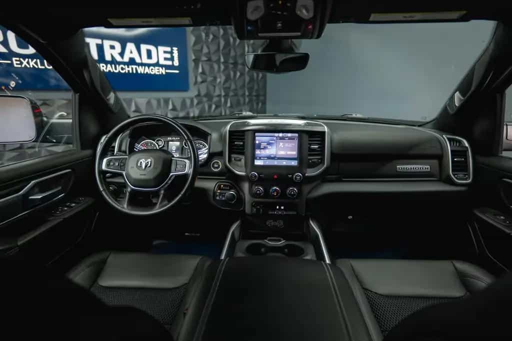 Dodge RAM 5.7 V8 HEMI 4x4 BLUE EDITION Offroad LONGBED 09/2022-photo-30
