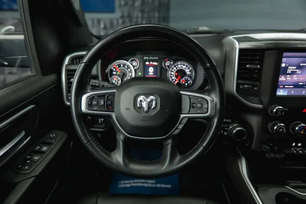 Dodge RAM 5.7 V8 HEMI 4x4 BLUE EDITION Offroad LONGBED 09/2022-photo-32
