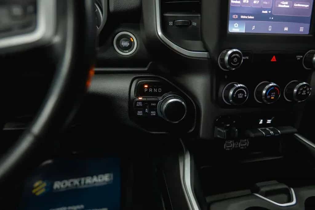Dodge RAM 5.7 V8 HEMI 4x4 BLUE EDITION Offroad LONGBED 09/2022-photo-36