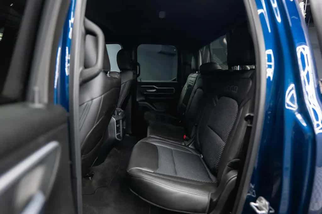 Dodge RAM 5.7 V8 HEMI 4x4 BLUE EDITION Offroad LONGBED 09/2022-photo-37