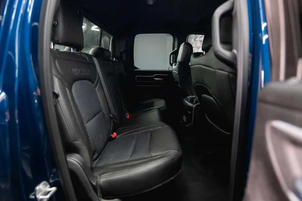 Dodge RAM 5.7 V8 HEMI 4x4 BLUE EDITION Offroad LONGBED 09/2022-photo-43