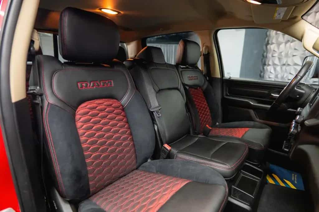 Dodge RAM 5.7 V8 HEMI 4x4 RED DEVIL LONGBED Offroad 07/2019-photo-47