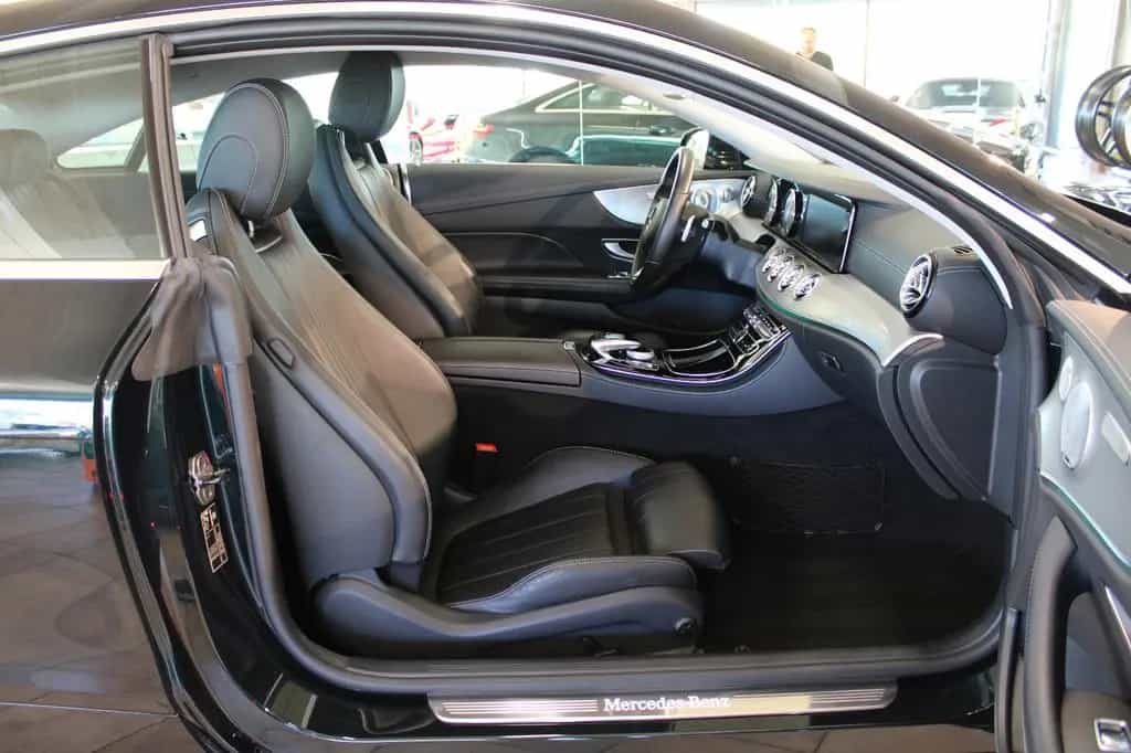 Mercedes-Benz E-Class 200 Coupe *Sonderlack+2. Hand+Top* 09/2017-photo-15