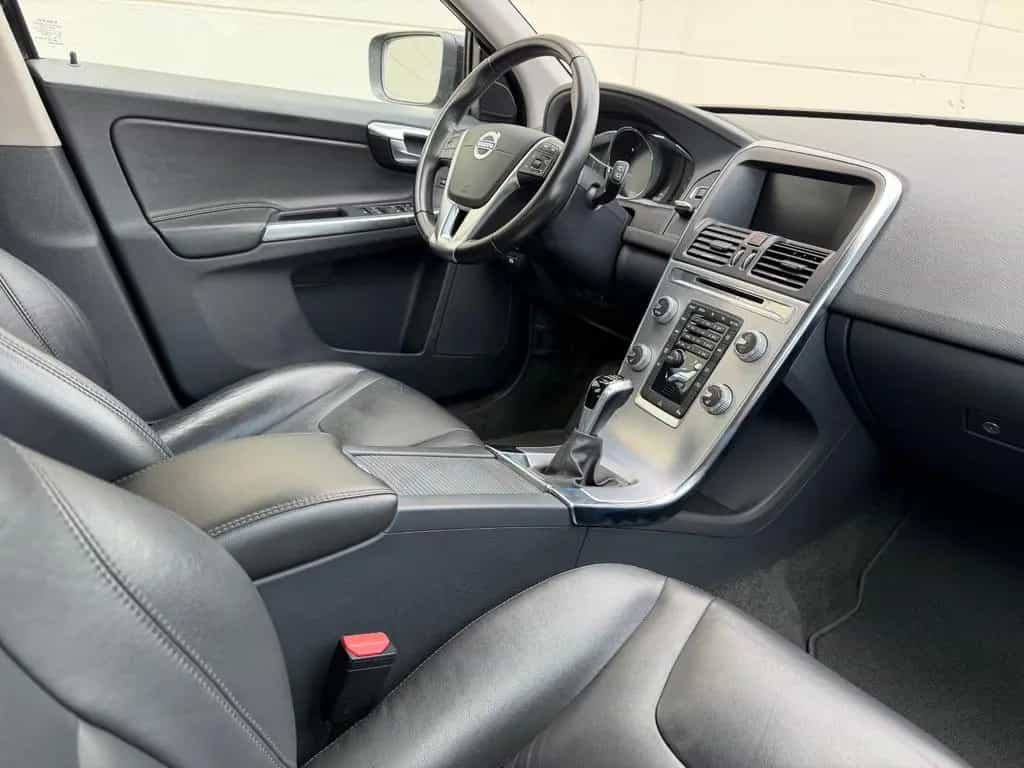 Volvo XC60 D3 Summum 03/2017-photo-4