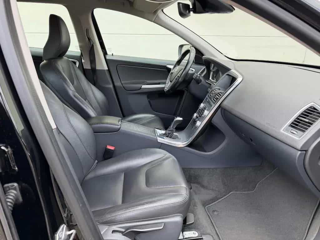 Volvo XC60 D3 Summum 03/2017-photo-5