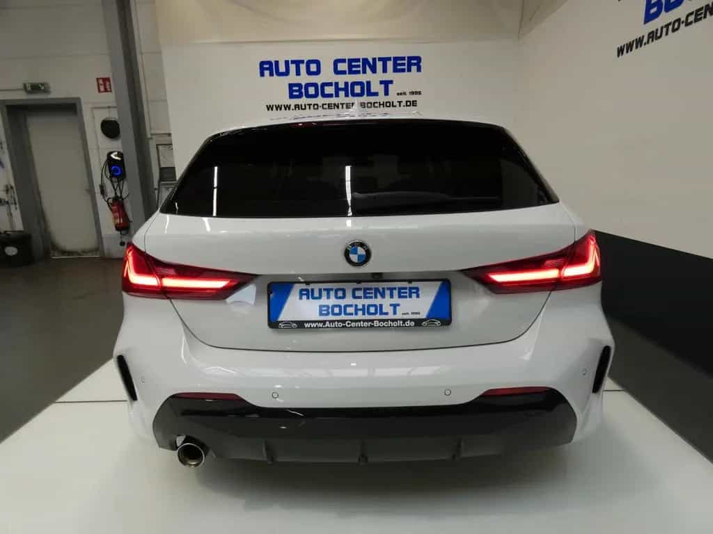 BMW 1 Series 118 i M Sport*Navi*Leder*Kamera*CarPlay* 10/2019-photo-1