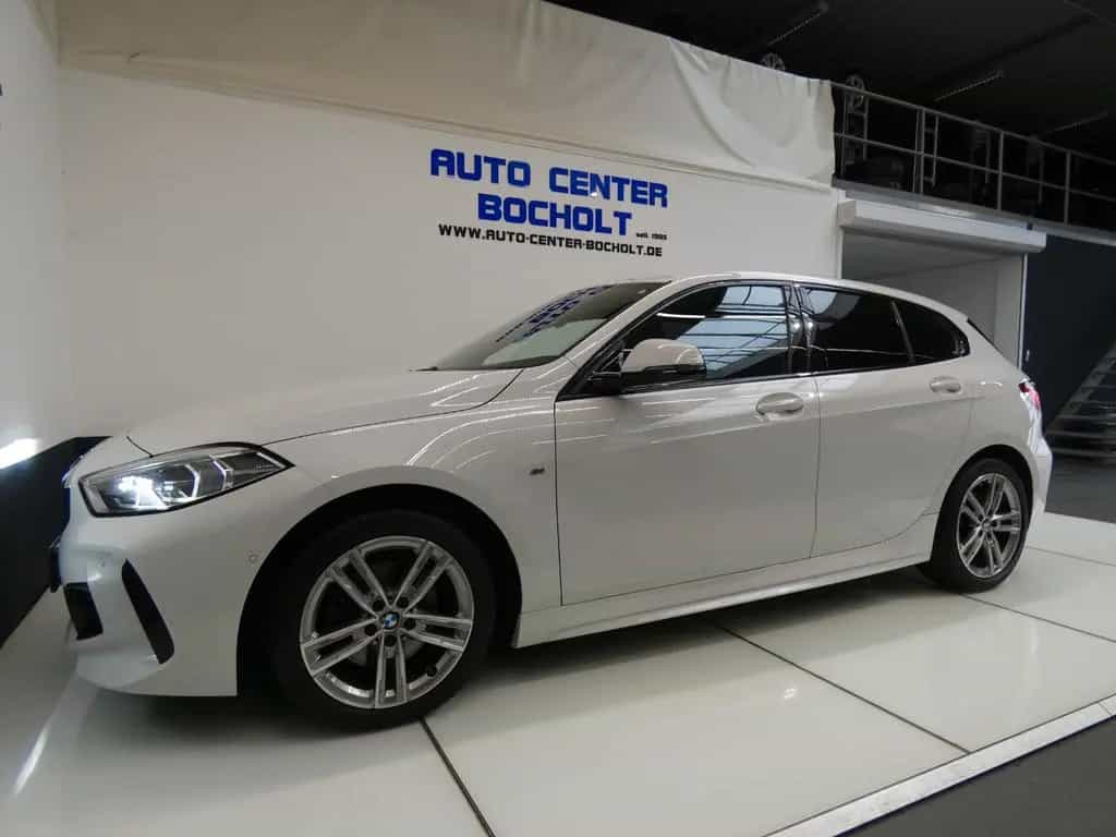 BMW 1 Series 118 i M Sport*Navi*Leder*Kamera*CarPlay* 10/2019-photo-11