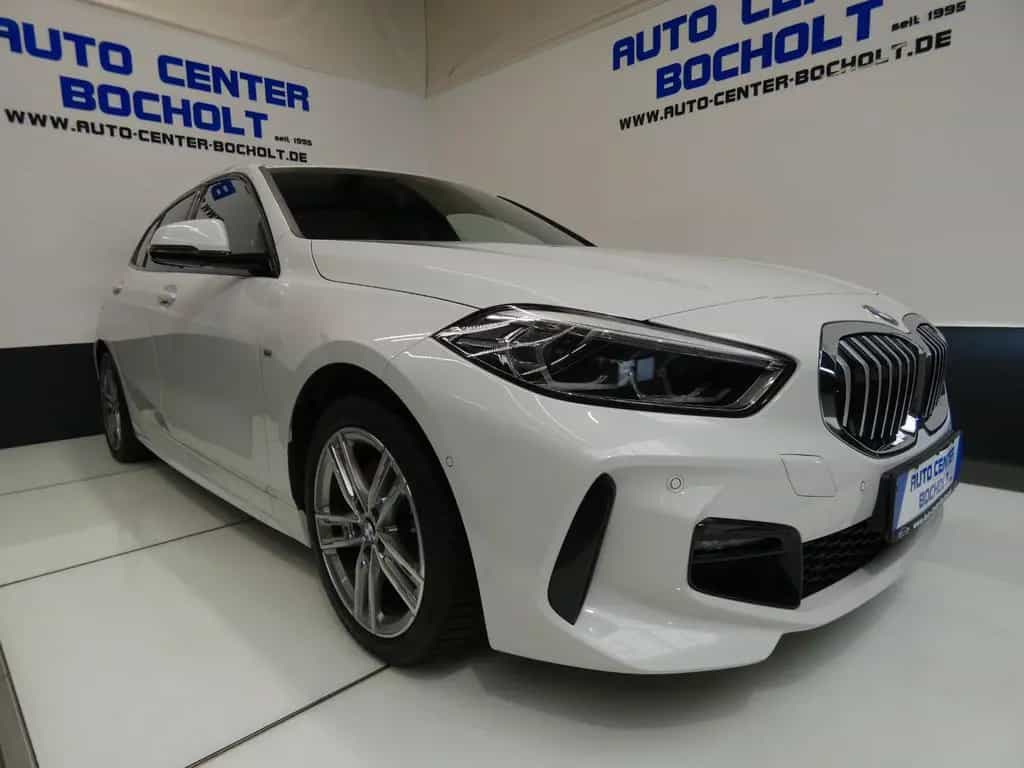 BMW 1 Series 118 i M Sport*Navi*Leder*Kamera*CarPlay* 10/2019-photo-2