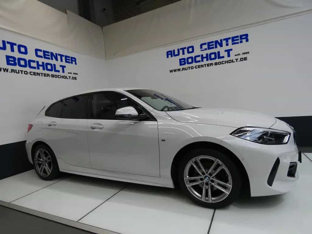 BMW 1 Series 118 i M Sport*Navi*Leder*Kamera*CarPlay* 10/2019-photo-3