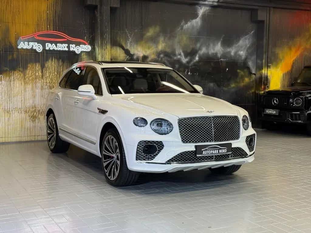 Bentley Bentayga 4.0 V8 Mulliner First Edition DUO-TONE 02/2022-photo-7