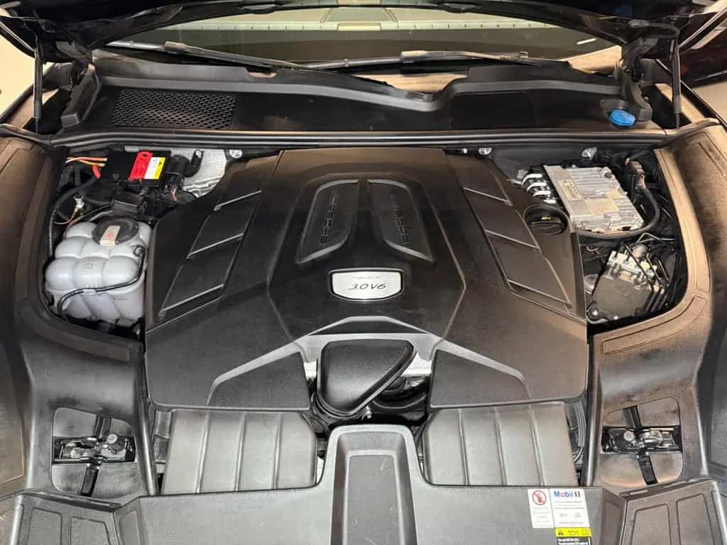 Porsche Cayenne SPORT DESIGN~LEDER~NAVI~LED~ ALU 22 "~ 07/2019-photo-24