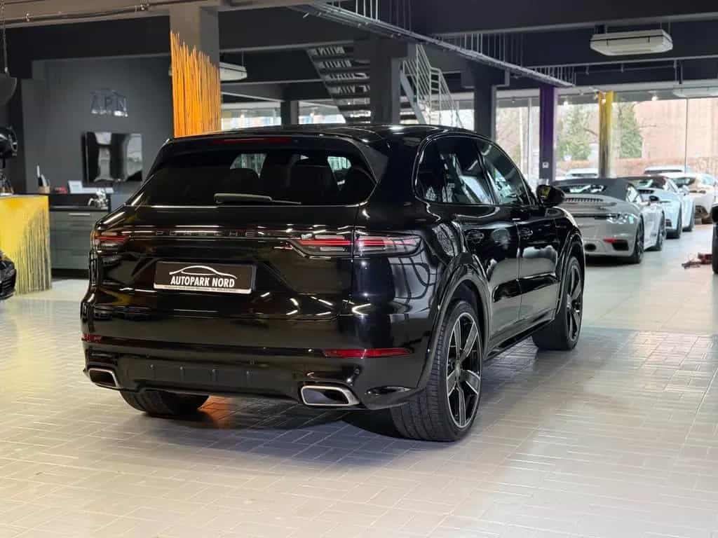 Porsche Cayenne SPORT DESIGN~LEDER~NAVI~LED~ ALU 22 "~ 07/2019-photo-6