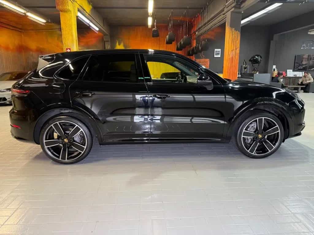 Porsche Cayenne SPORT DESIGN~LEDER~NAVI~LED~ ALU 22 "~ 07/2019-photo-7