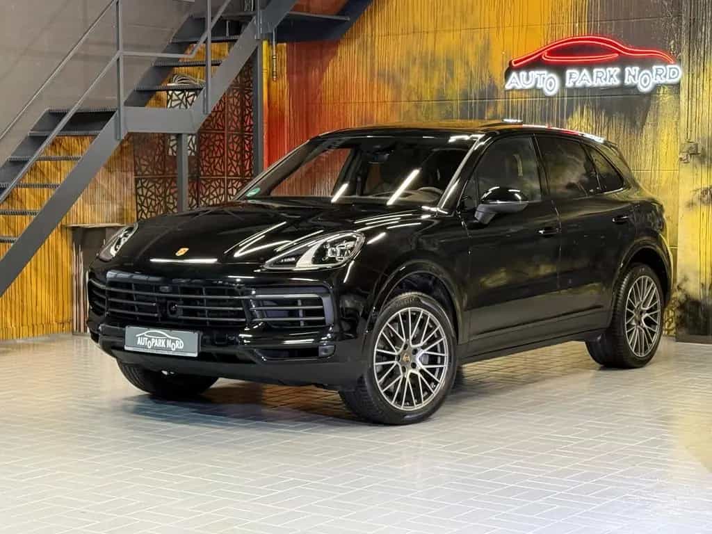 Porsche Cayenne S Platinum Edition~PANO~HEAD-UP~KAMERA 02/2023-photo-0
