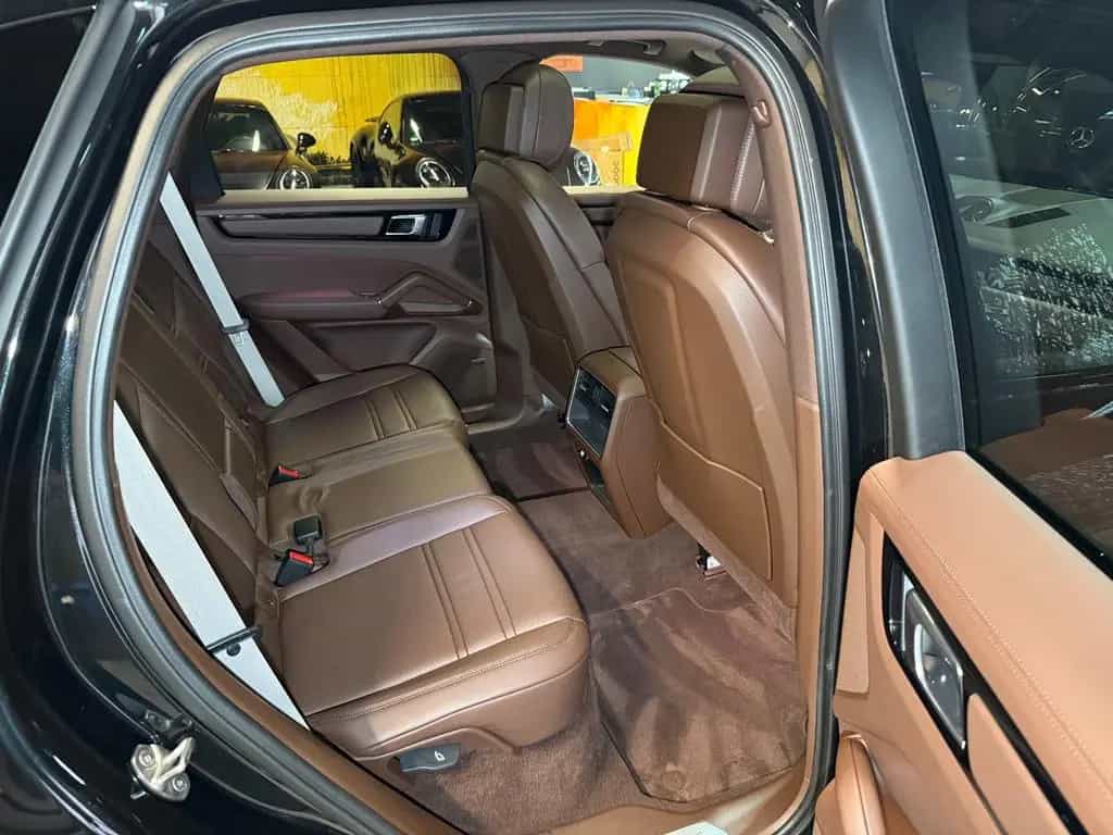 Porsche Cayenne S Platinum Edition~PANO~HEAD-UP~KAMERA 02/2023-photo-14